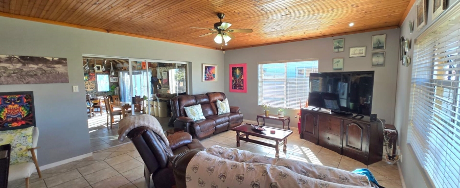4 Bedroom Property for Sale in Franskraal Western Cape